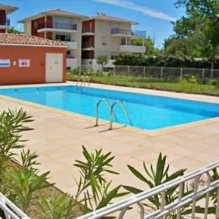 Confort Avec Piscine Et Acces Direct A La - Fr-1-387-74
